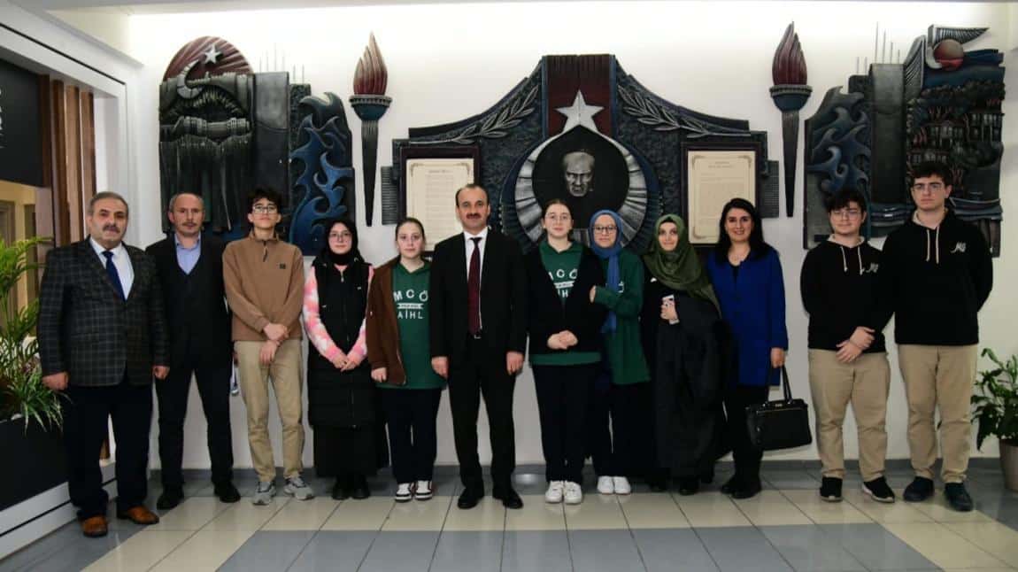 HİKMET li öğrencilerimiz Trabzon İl Milli Eğitim Müdürlüğünü ziyaret ettiler